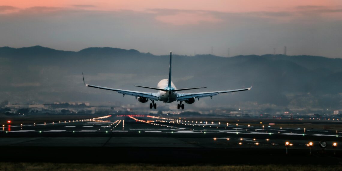 cheap flight hacks